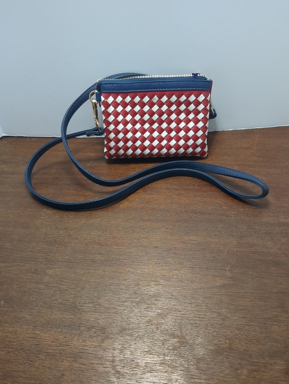 CHARMING CHARLIE  RED WHITE And BLUE Woven Mini Crossbody Handbag Wallet